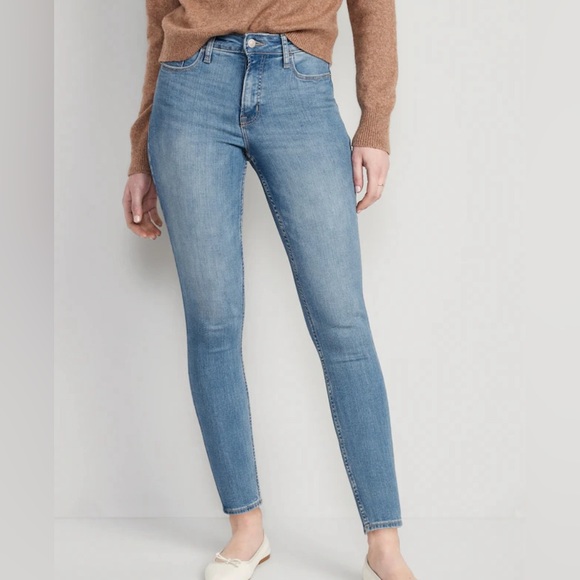 NWT Extra High Rise Rockstar Super Skinny Jeans NEW - Picture 1 of 8